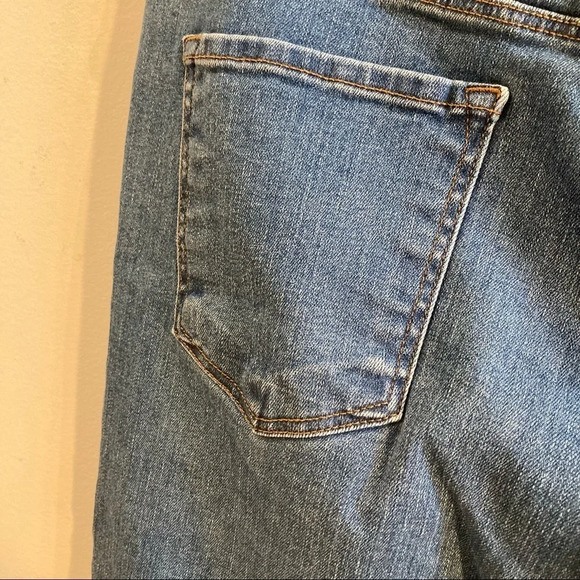 J BRAND Sz 32 Teagan High Rise Straight Leg Mid Wash Jeans - Picture 12 of 12